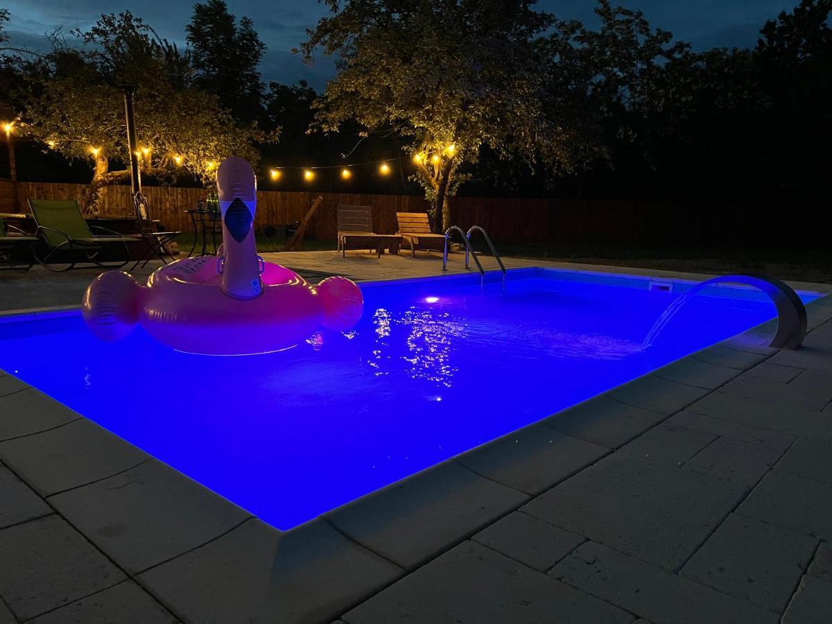 Horace Guesthouse Pool & Hot Tub & Bikes & River Dejani Екстер'єр фото