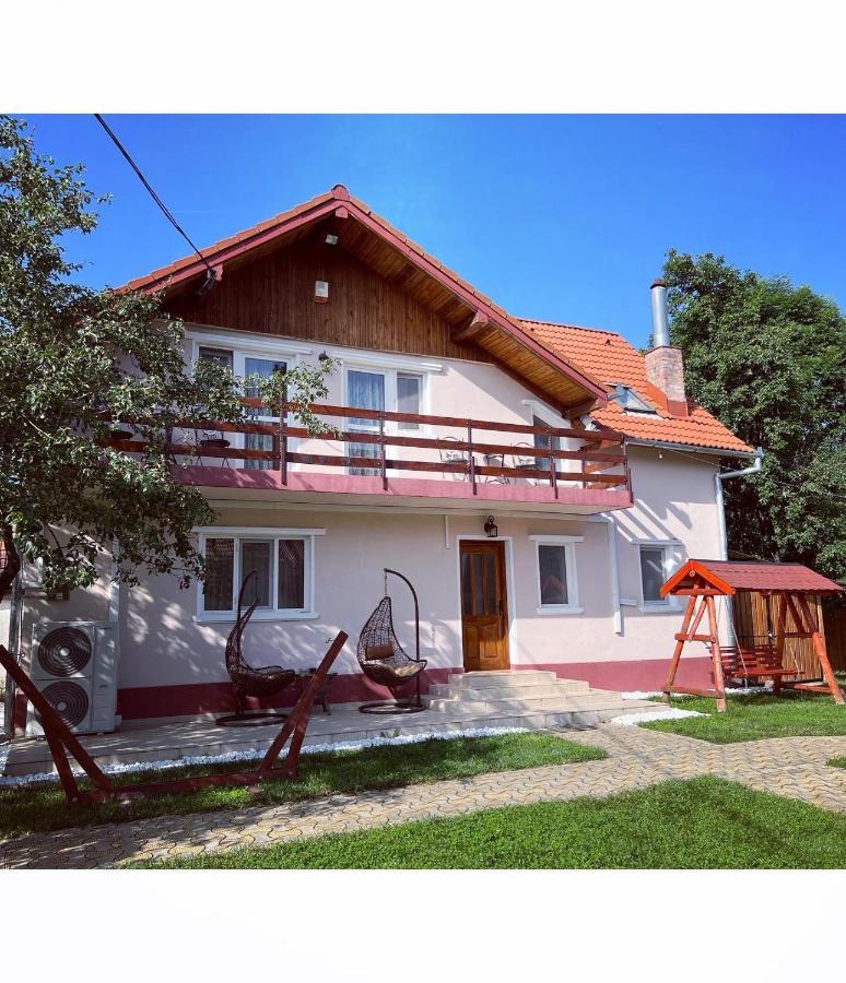 Horace Guesthouse Pool & Hot Tub & Bikes & River Dejani Екстер'єр фото