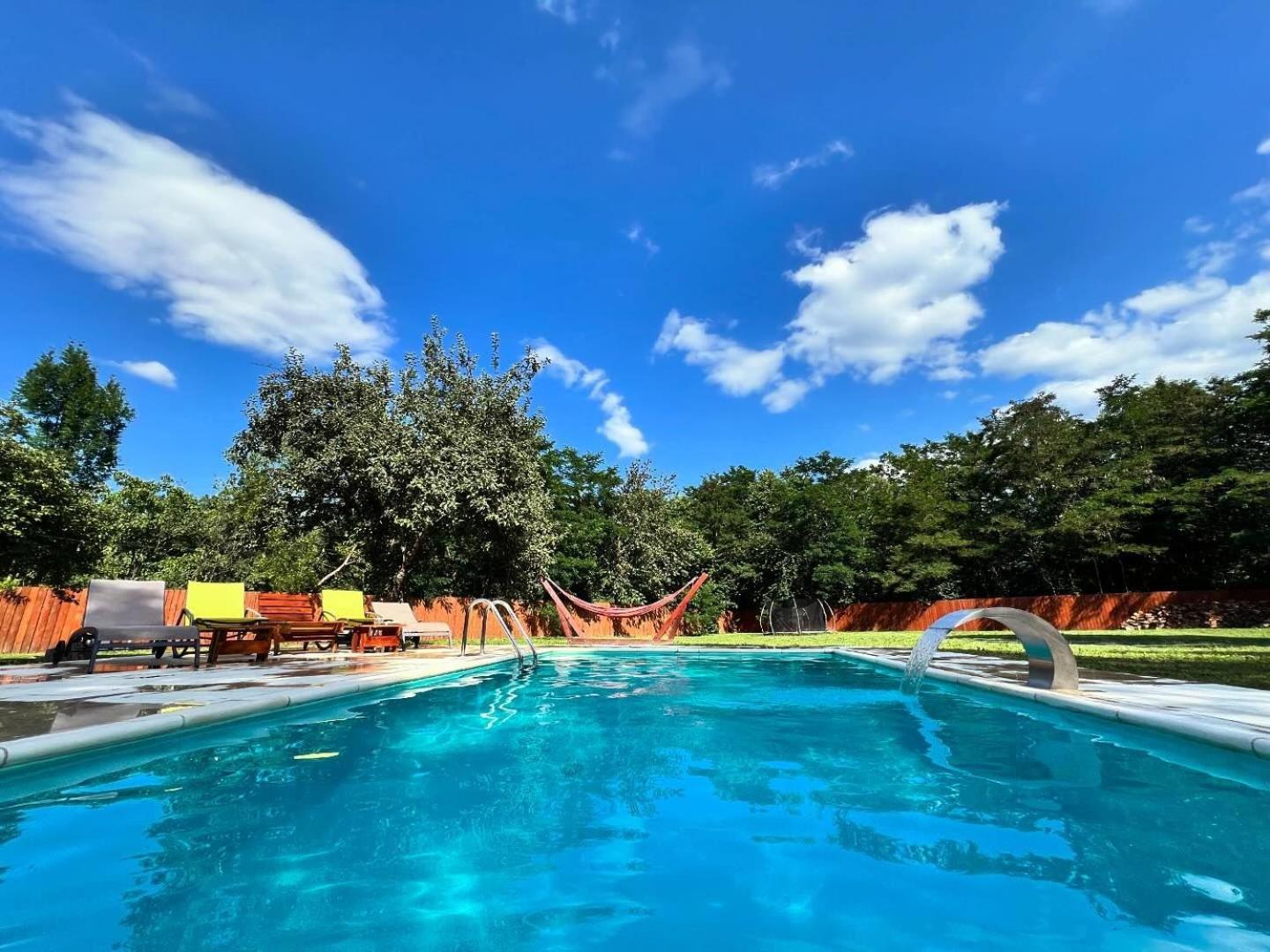 Horace Guesthouse Pool & Hot Tub & Bikes & River Dejani Екстер'єр фото